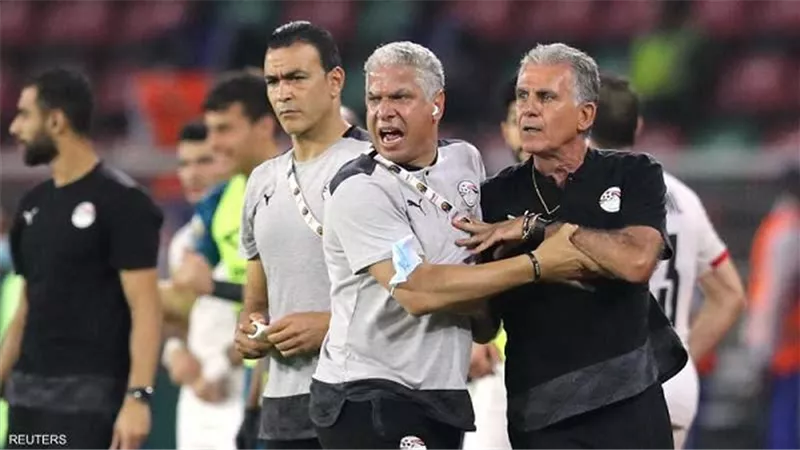 لعنة الفوز على السنغال تتسبب فى أزمة داخل منتخب مصر