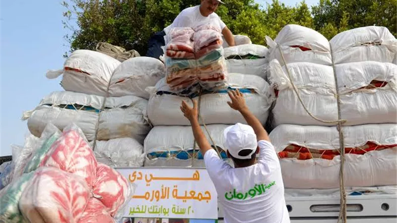 اللجنة العلمية بمشروع الجينوم المصرى تكرم الدكتور هاني حسين مدير مستشفي شفاء الاورمان