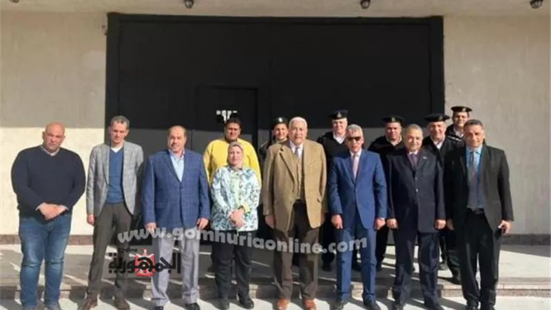 رئيس جامعة السادات يترأس وفد من الجامعة فى زيارة لمجمع الحماية المجتمعية بوادى النطرون