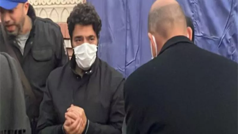 حميد الشاعرى يستقبل عزاء شقيقة بمسقط راسه بـ ليبيا