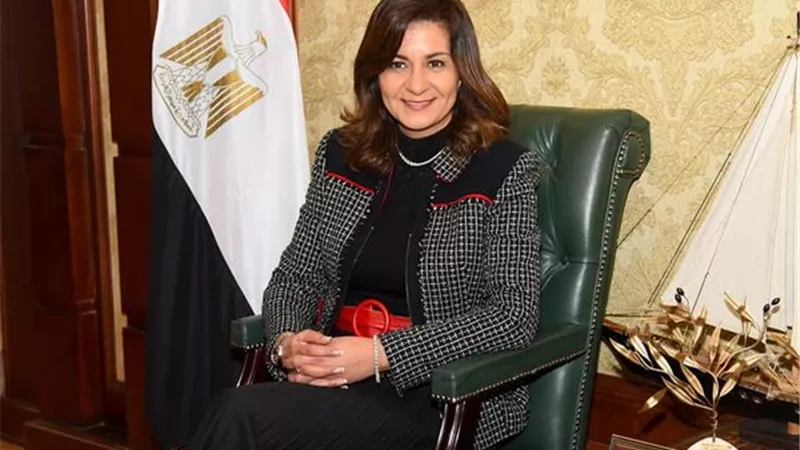 نبيلة مكرم: تدريب الشباب على التقنيات الرقمية يوفر فرص العمل