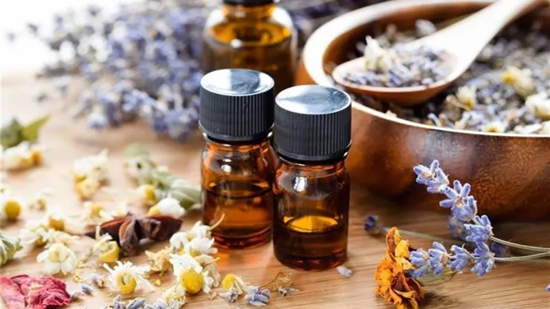 حكم العلاج بالعطور والبخور توضحه الافتاء