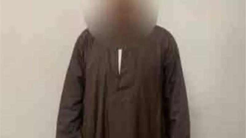 جريمة بشعة فى قنا .. العاطل مزق والدته بالمطواه حتى الموت بسبب الخلافات الأسرية