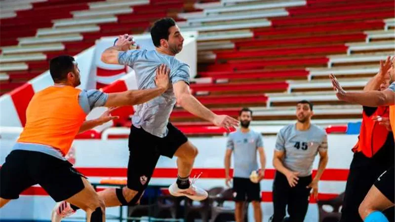 يد الزمالك يواصل استعدداته لحسم المرحلة الاخيرة لدورى المحترفين