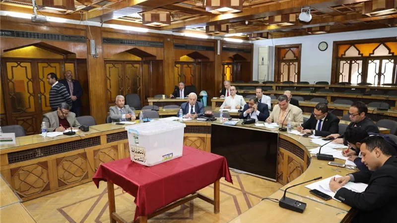 بحضور نقيب المهندسين شعبة الهندسة المدنية تجري انتخاباتها الداخلية والتصعيدية للمجلس الأعلى