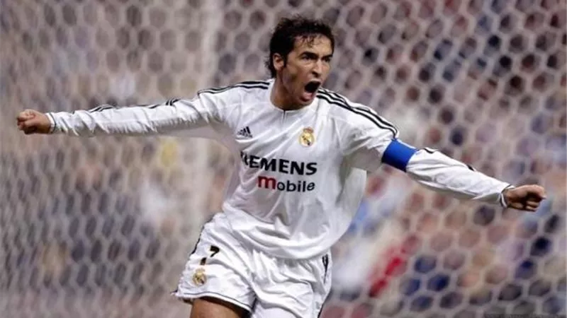 راؤول : أعد نفسى لتولى تدريب ريال مدريد
