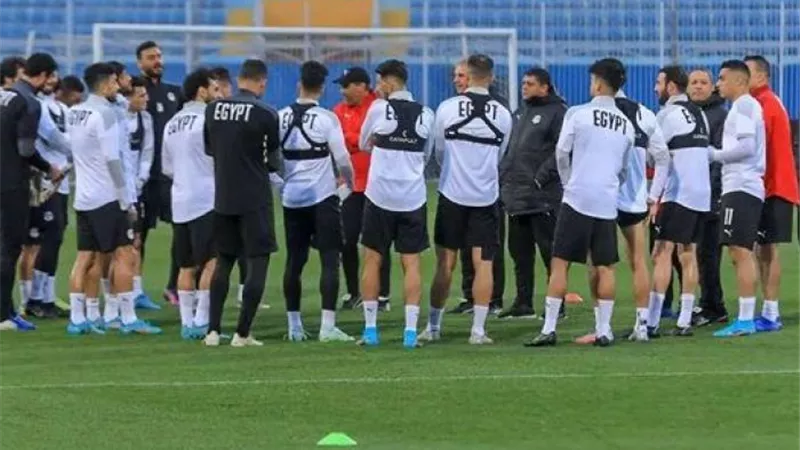 نجم الأهلي الأسبق: علي جبر الأنسب للمشاركة أمام السنغال