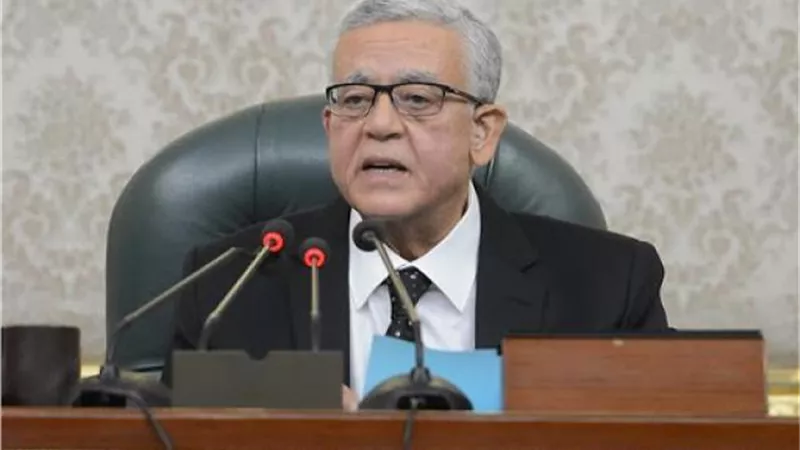 رفع الجلسة العامة للنواب بعد الموافقة على تعجيل صرف العلاوة ومعاودة الانعقاد غدا