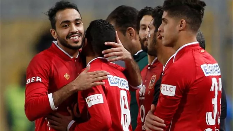 تغريم نجم الأهلى مليوني دولار لصالح الزمالك