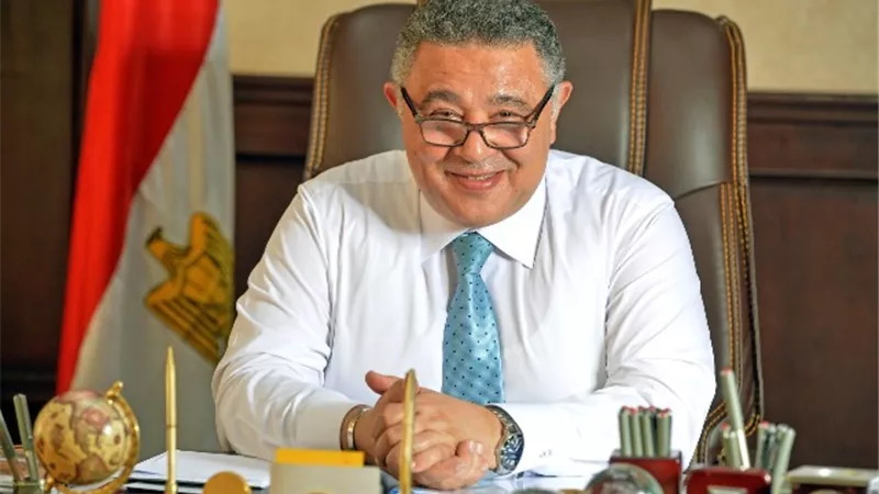 محافظ البحر الأحمر يقرر عدم إغلاق الكافيهات والمقاهى.. بالصور