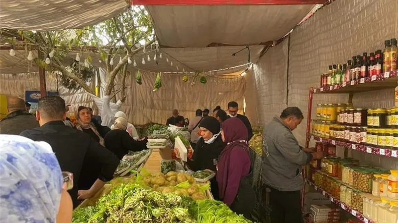 الزراعة: إقبالا كبيرا من المواطنين على معرض خير مزارعنا لأهالينا بحديقة الأورمان