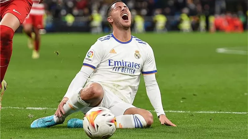 ريال مدريد يُعلن خضوع هازارد لعملية جراحية ناجحة