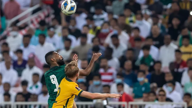 السعودية تهزم أستراليا وتؤكد صدارة مجموعتها بتصفيات كأس العالم 2022