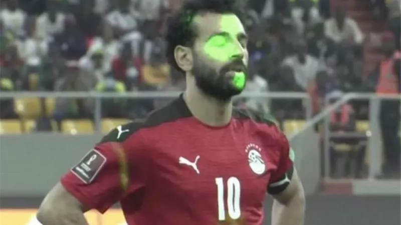 السيناريست عبد الرحيم كمال يدعم محمد صلاح 