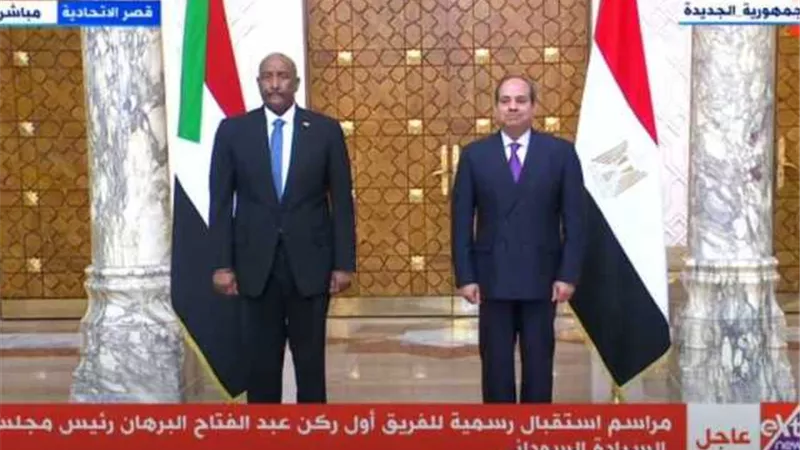 مراسم استقبال رسمية لرئيس مجلس السيادة الانتقالي السوداني بقصر الاتحادية