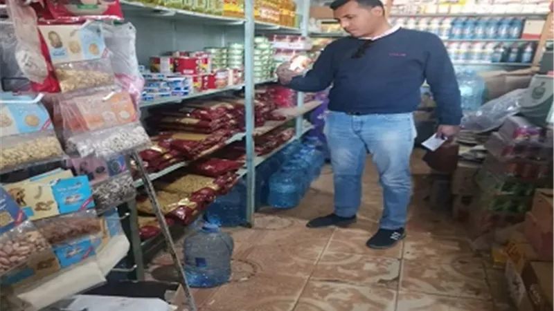 تحرير61 محضراً ومذكرة غلق اثناء حملة مكبرة على الاسواق بمدينة شرم الشيخ