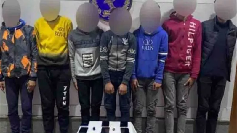 ضبط عصابة سرقة الهواتف 
