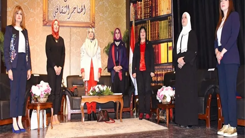 ملتقى الهناجر الثقافى.. ناهد عبد الحميد: المرأة هى الرقم الأهم فى معادلة الحياة