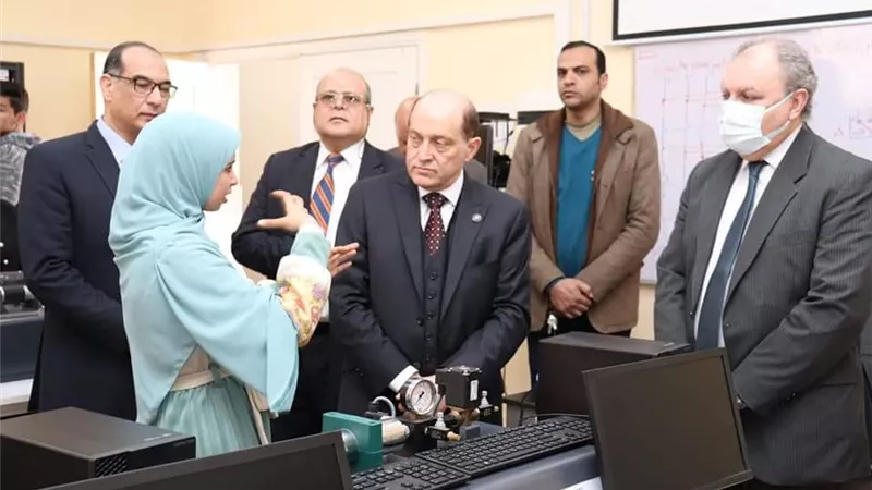 رئيس جامعة بنى سويف التكنولوجية يزور جامعة الدلتا التكنولوجية لتعزيز سبل التعاون