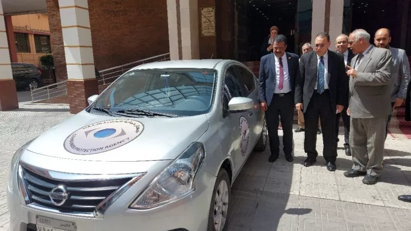 محافظ الشرقية يتفقد سيارة الضبطية القضائية الجديدة لجهاز حماية المستهلك