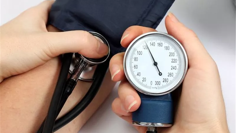أسوأ 8 أخطاء يقع بها مريض ضغط الدم المرتفع