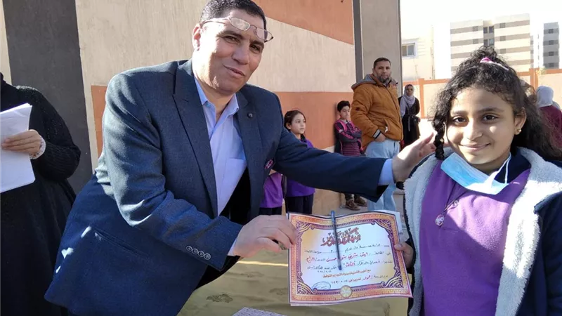 تكريم ايتن شريف بمدرسة دار الارقم بالجيزة