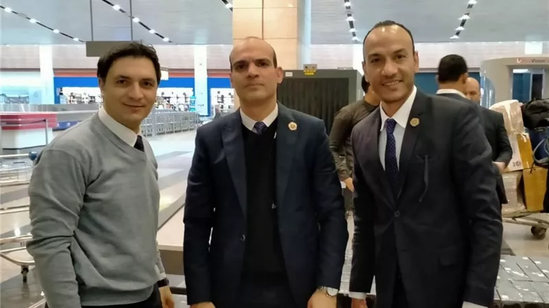 ضبط راكب يحاول تهريب مواد مخدرة بمطار القاهرة