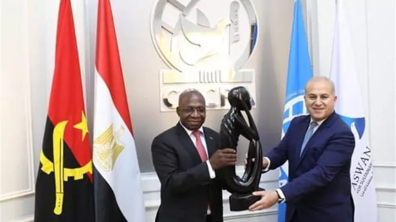 وزير خارجية انجولا في زيارة إلى مركز القاهرة الدولي لتسوية النزاعات وحفظ وبناء السلام ... صور