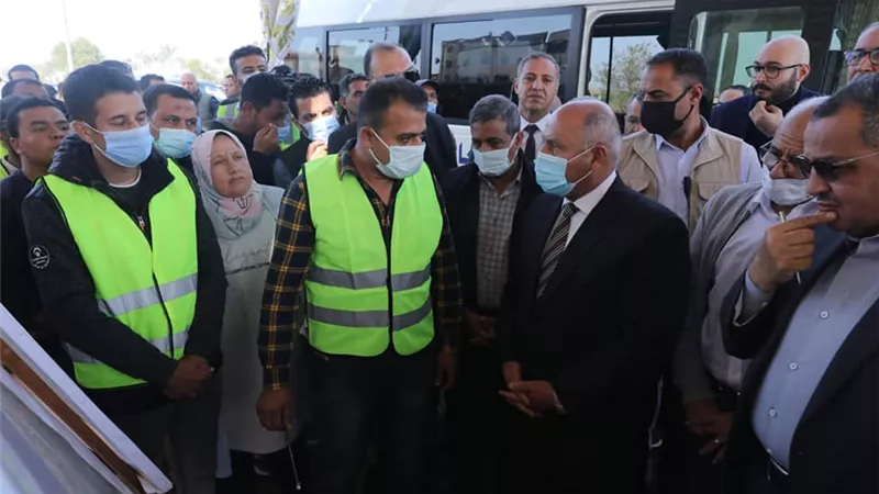 وزير النقل يتفقد معدلات تنفيذ مشروعات الطرق والكباري بمحافظات الدقهلية ودمياط وبورسعيد