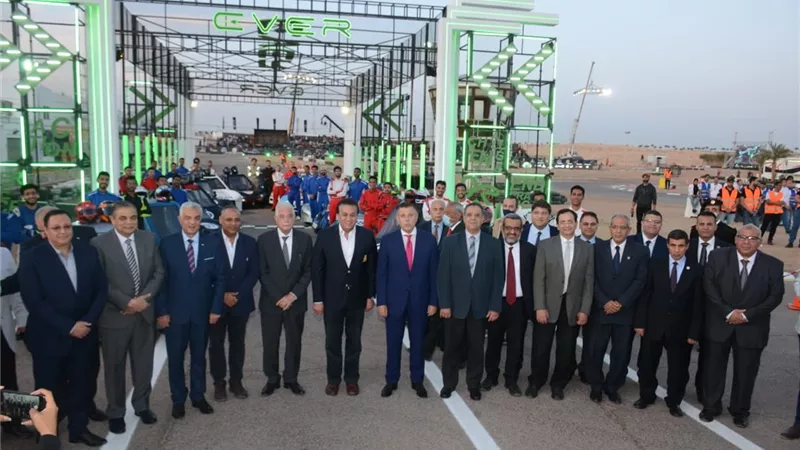 فوز جامعة دمياط والمعهد العالي بالعاشر بالمركز الأول في نهائيات رالي السيارات الكهربائية