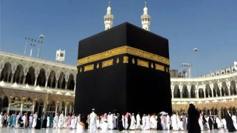 السعودية تتيح تقديم طلبات المعتمرين من الخارج إلكترونيا
