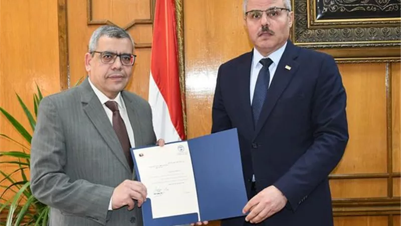 الدكتور محمد سعد زغلول عميداً لمعهد الدراسات الأفروأسيوية بجامعة القناة