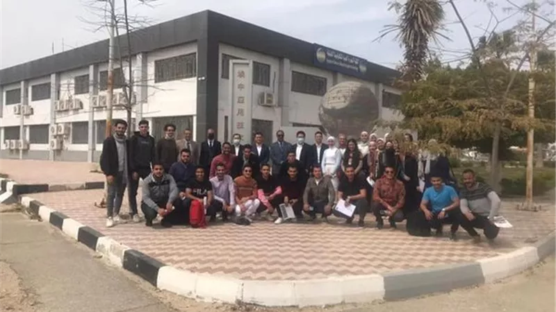 شركة صينية توفر فرص عمل لطلاب الكلية التكنولوجية التطبيقية بجامعة القناة