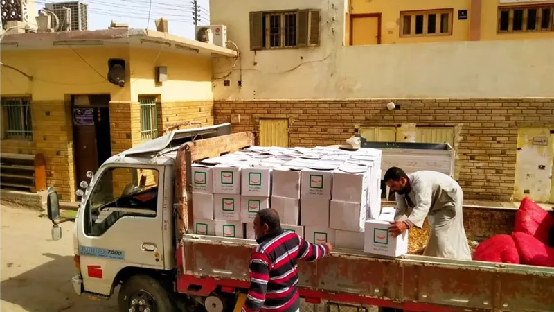 محافظ المنيا : توزيع 70 الف كرتونة مواد غذائية على الاسر الاولى بالرعاية بالمنيا