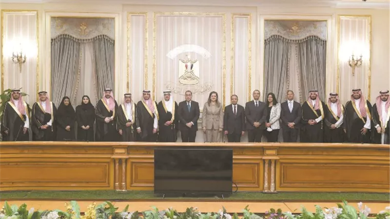 الدول الخليجية تجدد ودائعها لدي 