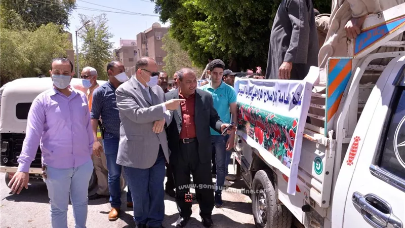 محافظ أسيوط يعلن فتح منافذ الاصلاح الزراعي المتنقلة لبيع السلع الزراعية ومنتجات الدواجن بأسعار مخفضة بأحياء وميادين المحافظة