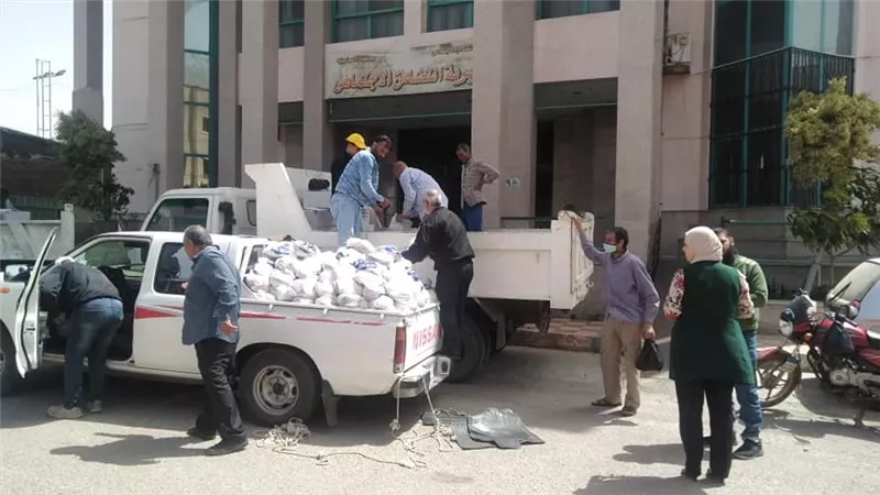 توزيع ٢ طن لحوم من صك الإطعام على المستحقين بالإسماعيلية