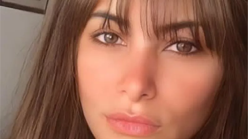 بعد اعتراضها على بوسترات 