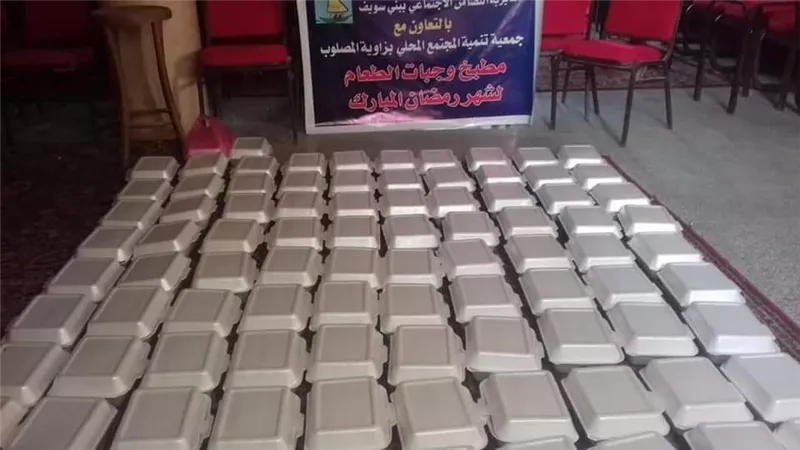 ١٠ آلاف وجبه ساخنه يوميا من مطابخ الخير ببنى سويف