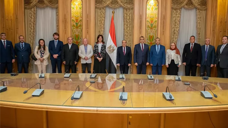 السفير الأسترالى يؤكد حرص بلاده على زيادة استثماراتها بمصر