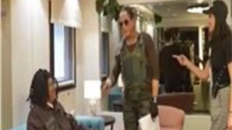 حمو بيكا يغنى لـ فاندام 