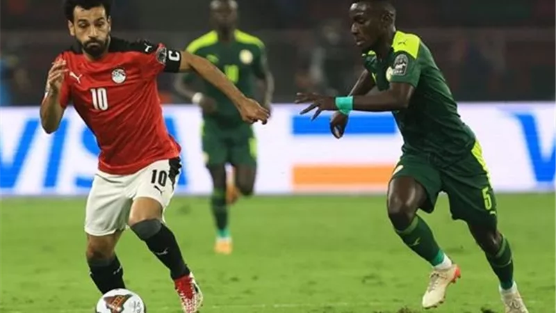 نجم المنتخب السابق: من الصعب إعادة مباراة مصر والسنغال