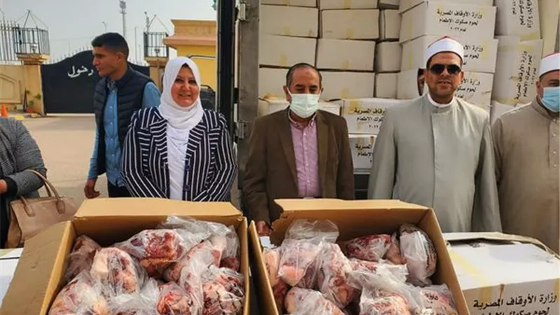 توزيع عدد 4 الاف كيلو من اللحوم (من خيرات شهر رمضان المعظم ) على الاسرالاولى بالرعاية