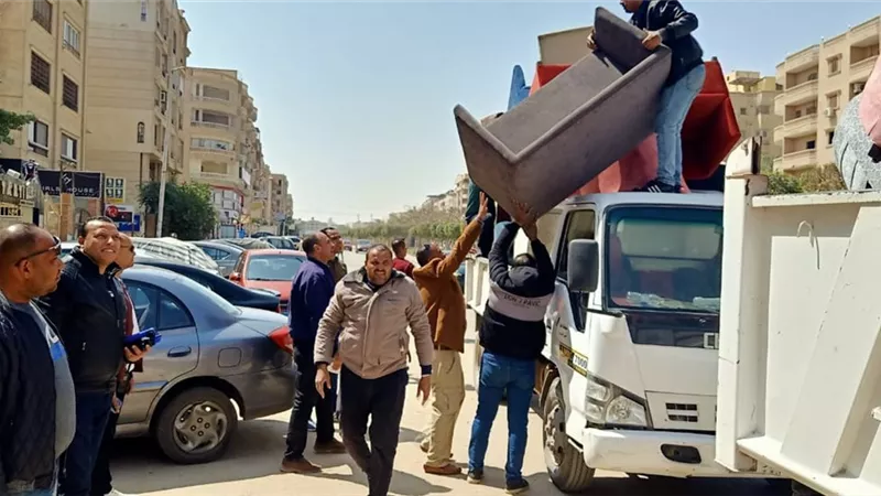محافظة الجيزة ترفع ١٦٠٠ حالة تعدي وإشغال للمنشأت التجارية والمقاهي