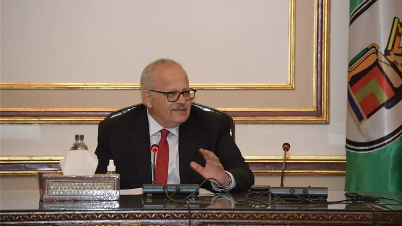 الخشت يوجه بتنظيم الزيارات للمواقع الأثرية والمسابقات الثقافية