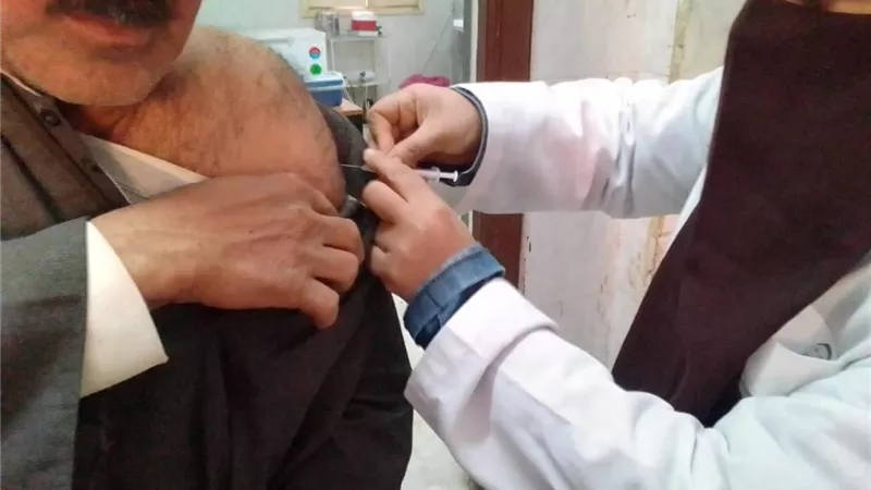 صحة المنيا : 72 فريقا متحركا للتطعيم ضد كورونا بالاماكن العامة بالمنيا