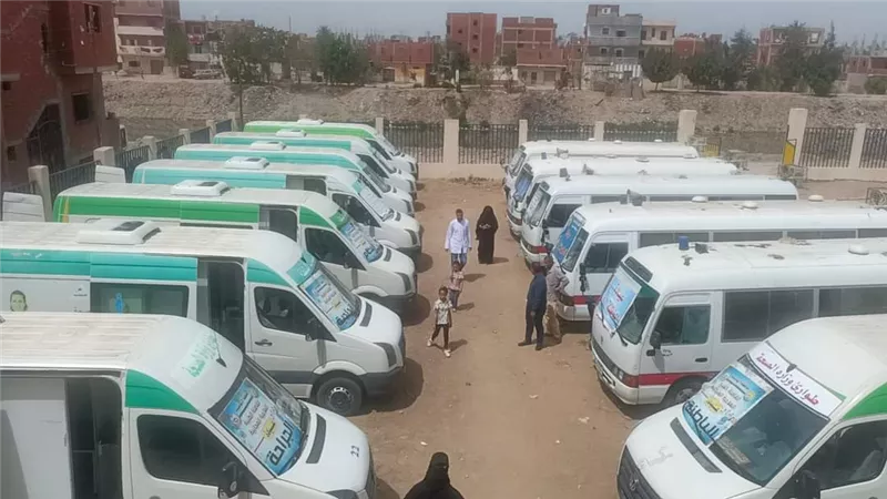 قافلة حياة كريمة تعالج 900 حالة بأبوعياد في الإسماعيلية..صور