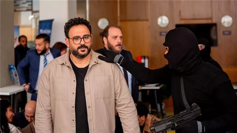 أكرم حسنى : سعيد بردود الفعل علي 