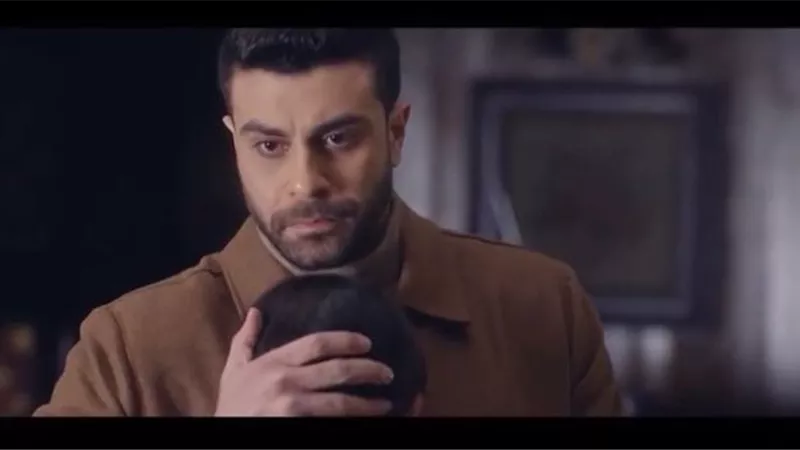 شاهد .. الظهور الاول لمهند حسني في 