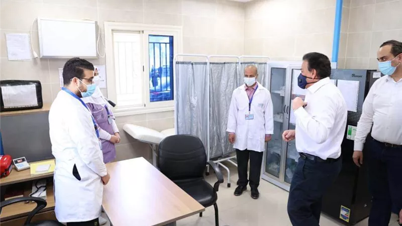 بعد انخفاض أعداد كورونا.. 4 مستشفيات فقط للعزل الكامل